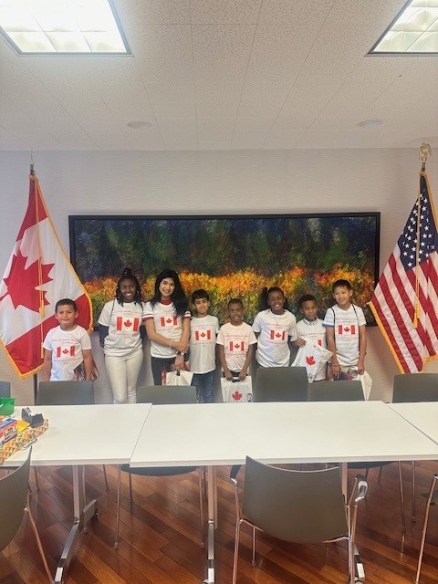 #TakeYourChildToWorkDay at the 🇨🇦Consulate @CanCGMiami - inspiring the next generation to dream big. What a treat to spend some time with these bright minds!