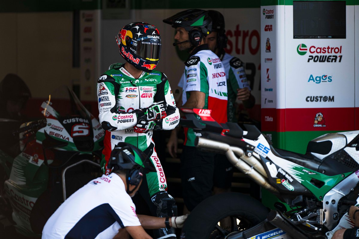 Castrol tweet picture