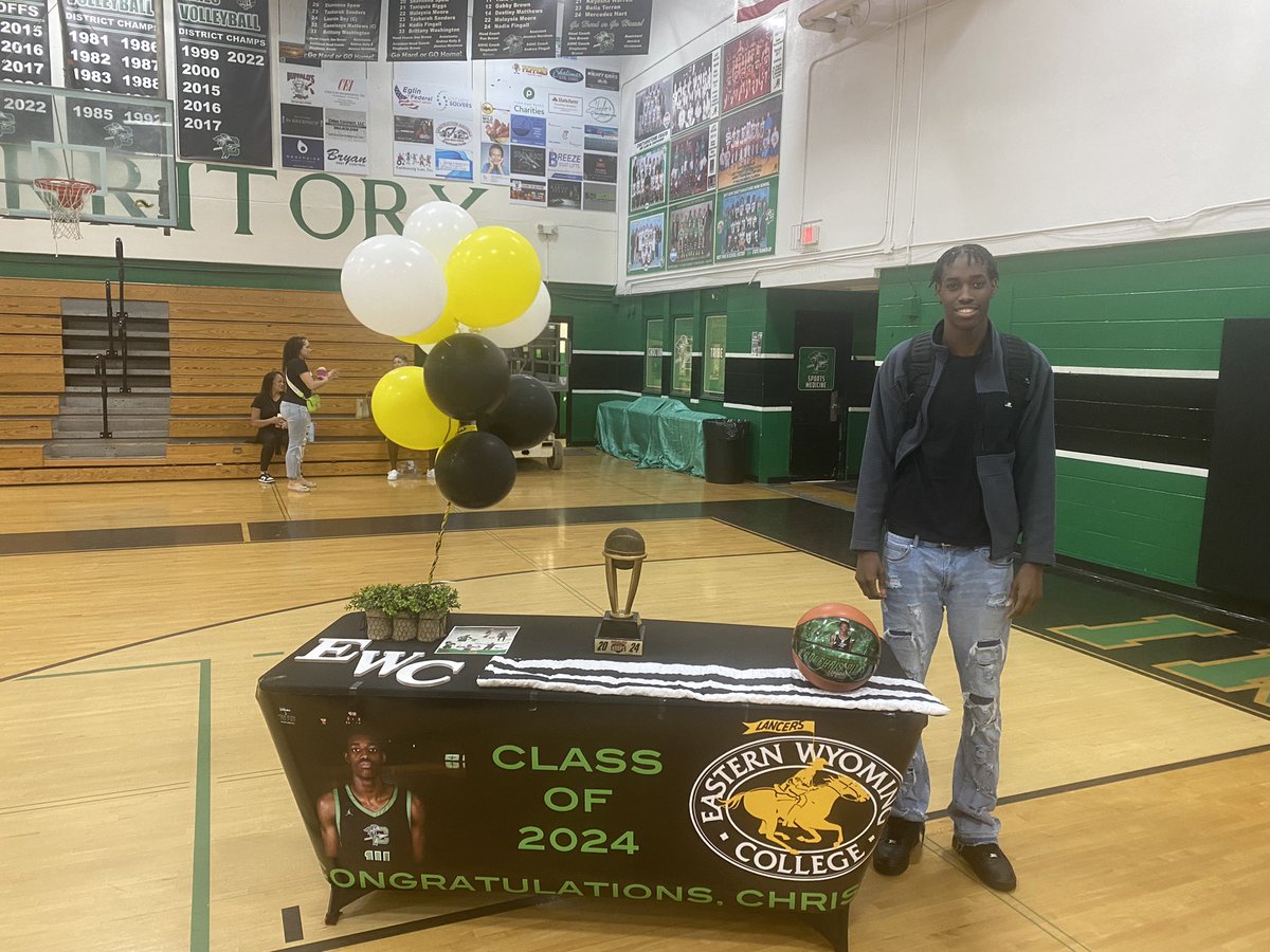 ChoctawHoopsFWB's tweet image. Congrats @the_chris_pitts on signing today with @EasternWyoming.  #GBG
