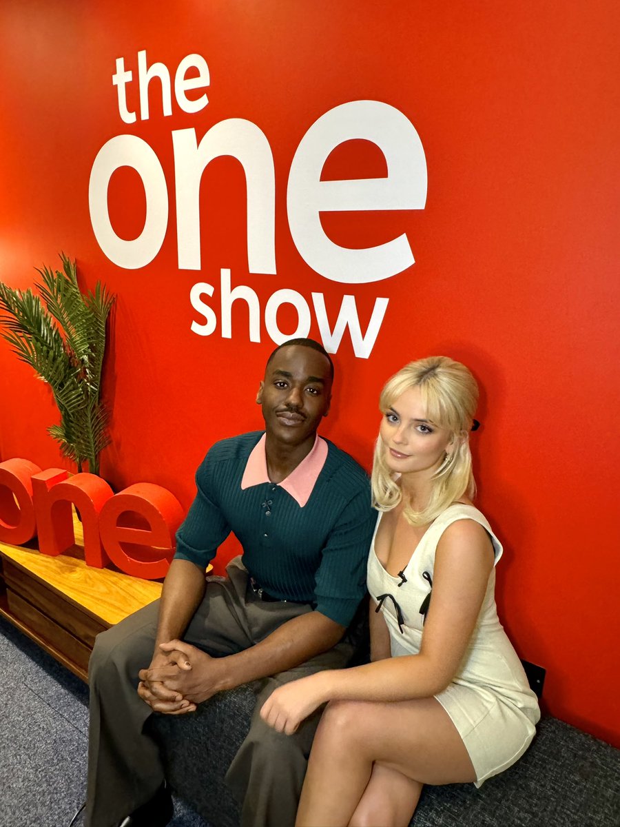 The #DoctorWho dream team is here! ✨ The stars of the Whoniverse, Ncuti Gatwa and Millie Gibson, have arrived at #TheOneShow and are ready to give us all the timey-wimey details of @bbcdoctorwho 👀🌀 Catch them live at 7pm 👉 bbc.in/49UwSBj