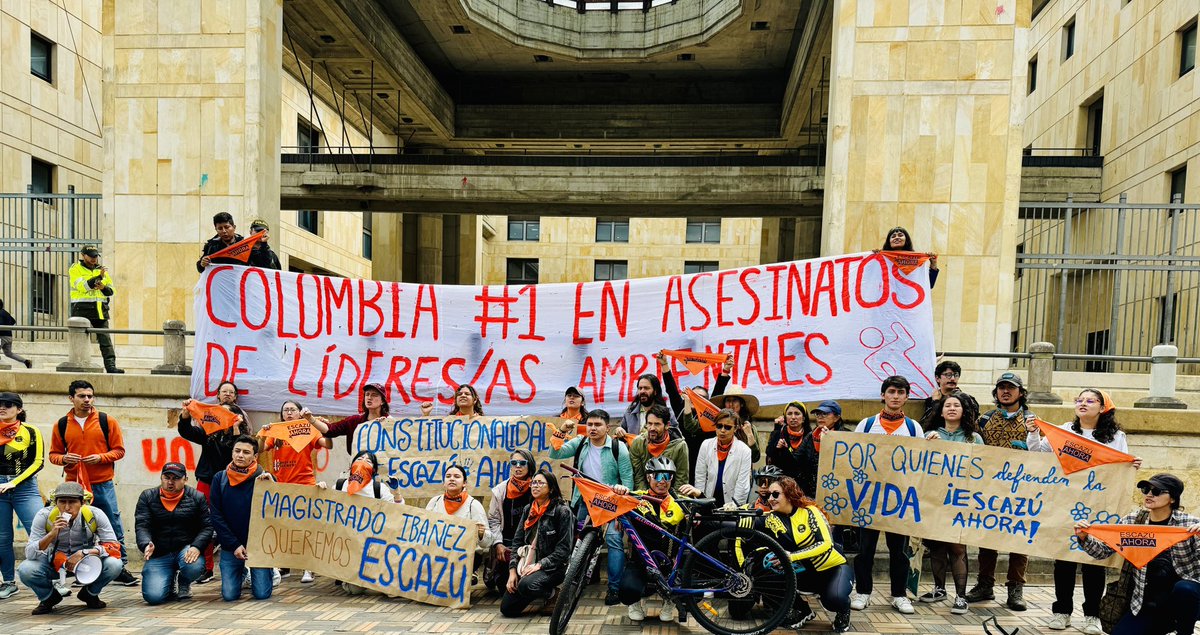 Las Org. que protegemos la naturaleza en bici apoyamos la constitucionalidad del #AcuerdoDeEscazú para garantizar la protección de la vida de los líderes y lideresas ambientales en Colombia 🚴‍♀️🚴‍♂️💚🇨🇴 @MinAmbienteCo @susanamuhamad 

#EzcazúAhora #EscazúAhoraONunca #EscazúYA
#COP3