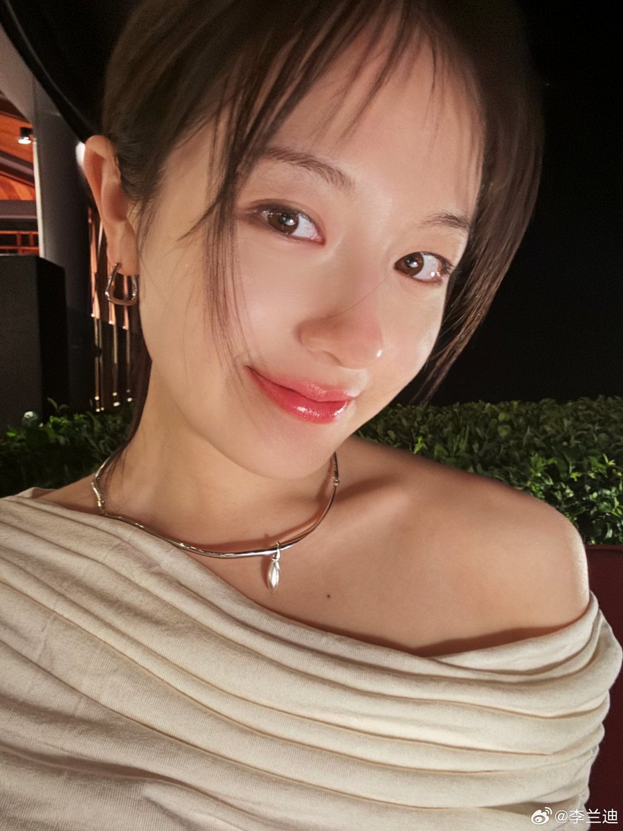 grishalene's tweet photo. Holiday dump. https://t.co/gBK9CiaDo5