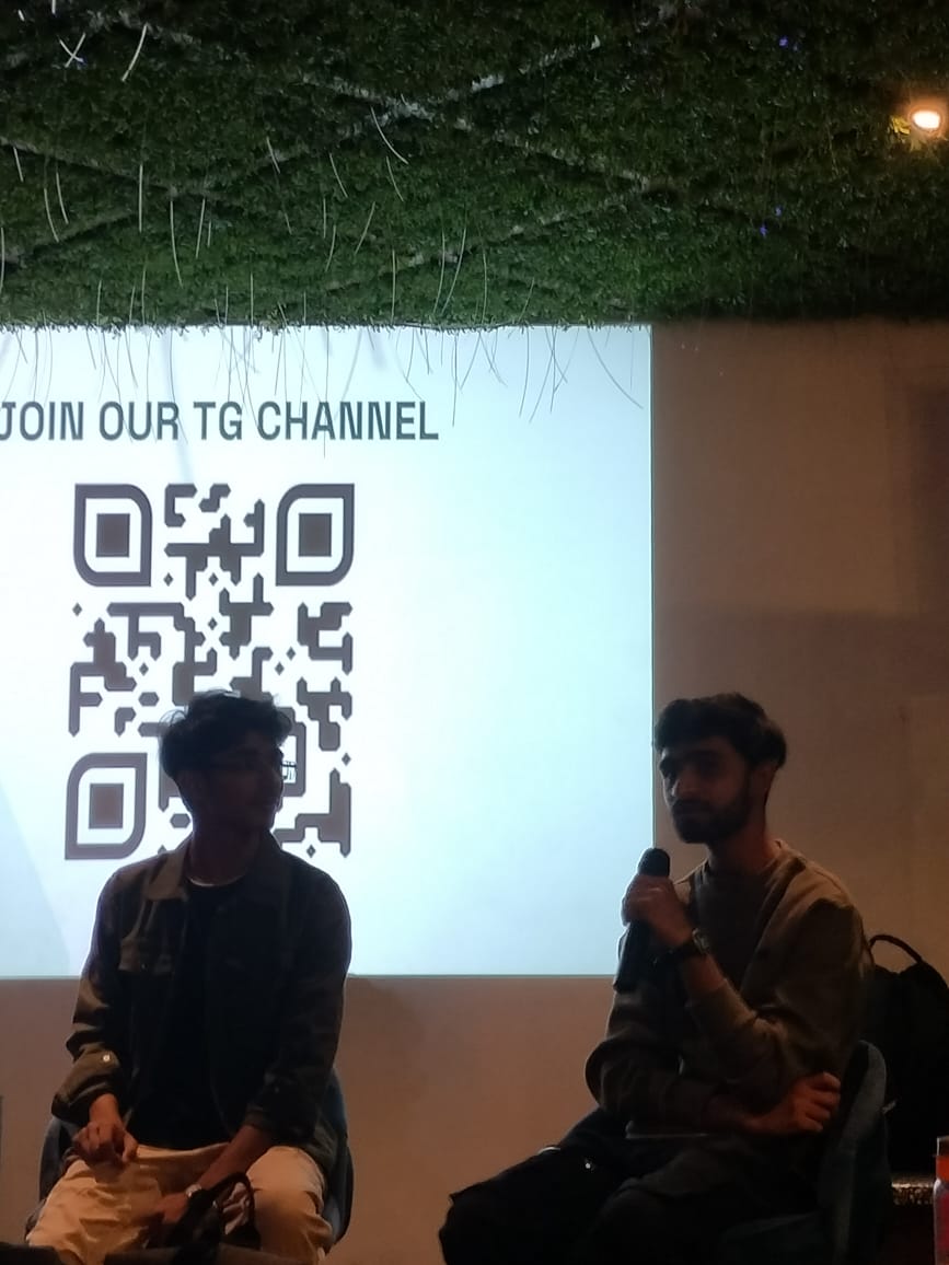 PalakTiwari04's tweet photo. Attending the #AvoConnectBhopal #Devoic #Bhopaldao #molecule #event by @aahiknsv  @avowallet @Bhopal_DAO✨ I loved the feature of gas abstraction . This wallet is really amazing 🤩!! https://t.co/ZuRoSTBmp7