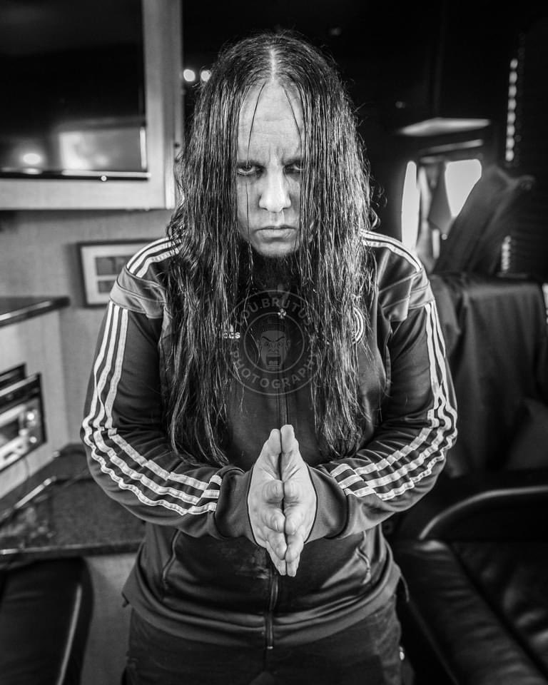 Tonight on @HardDriveRadio XL we remember the late Joey Jordison of @Slipknot on the anniversary of his birth. We'll play music and share memories of his life. Here's a backstage shot of JJ by @LouBrutus taken during the last @VIMICmusic tour. #JoeyJordison #Slipknot