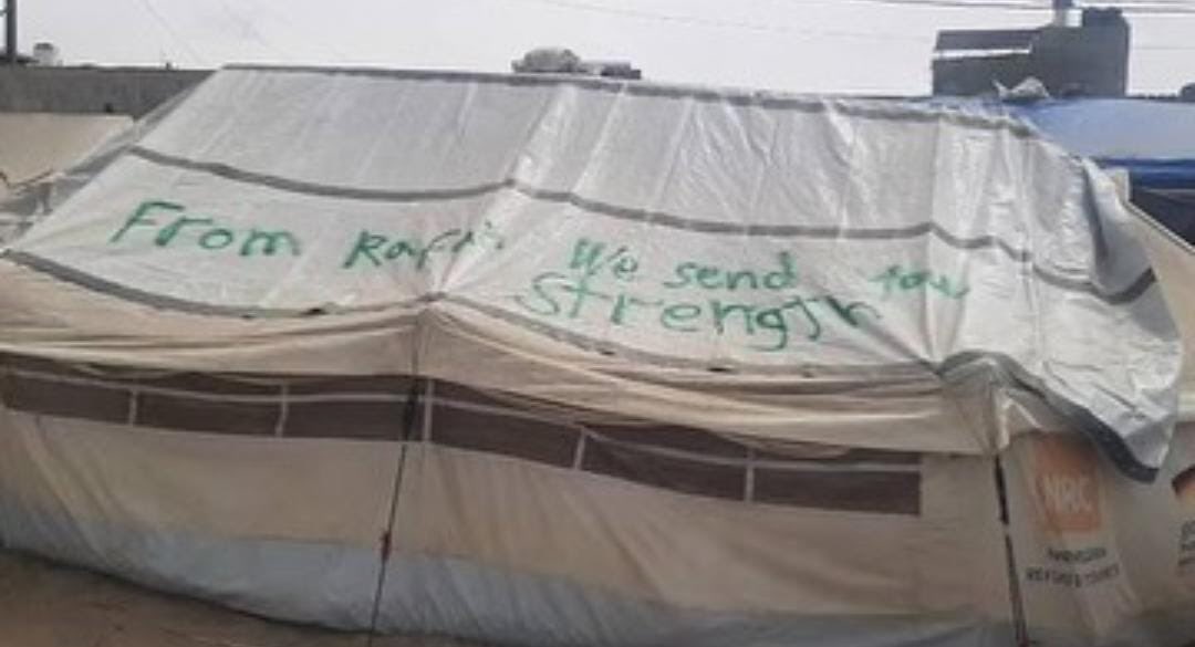 Messages from Rafah Camp to Columbia University students: 'The children of Gaza are proud of you. From Rafah, we send you strength.'✊️🇵🇸