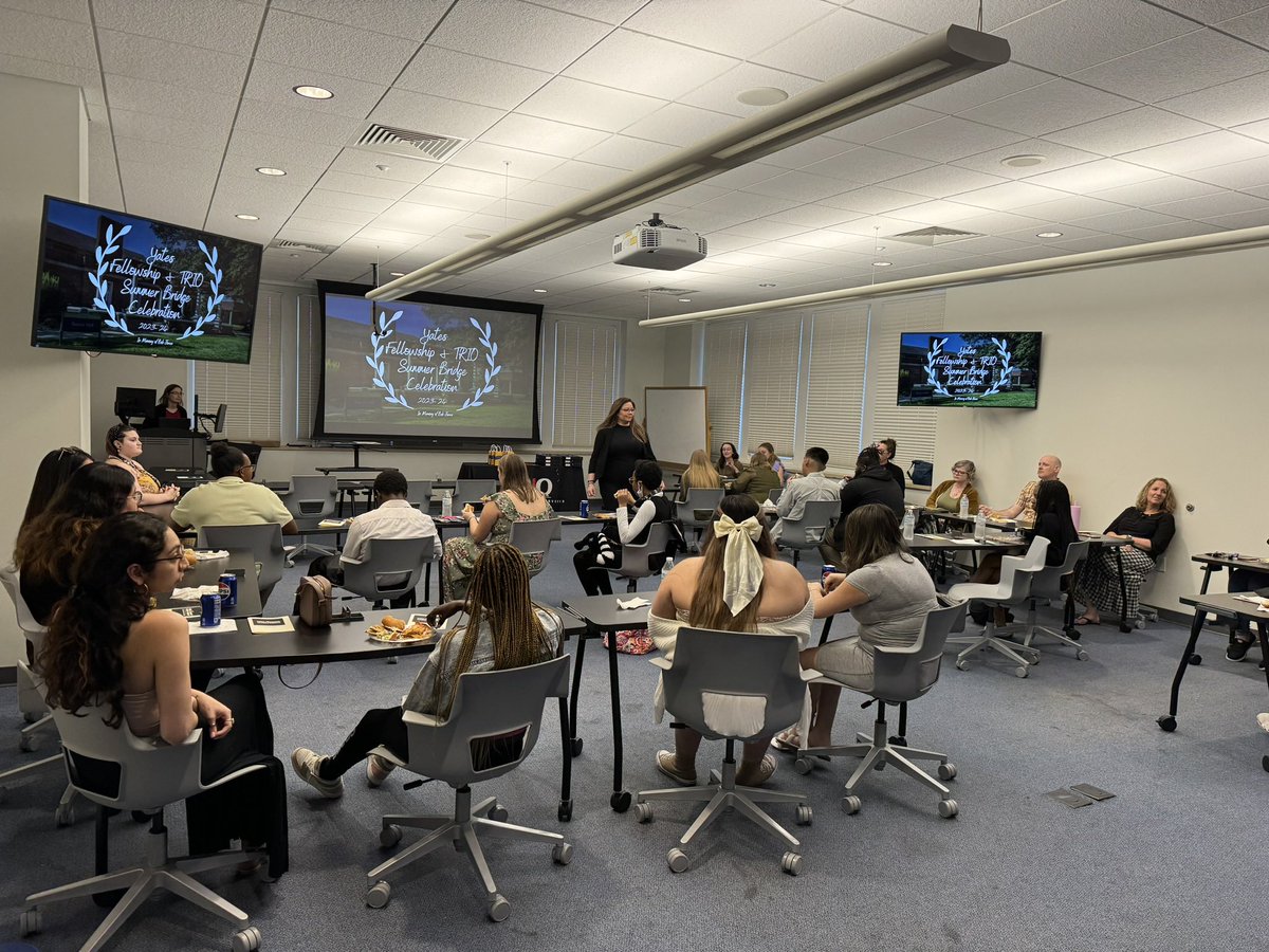 Illinois College CAE tweet media