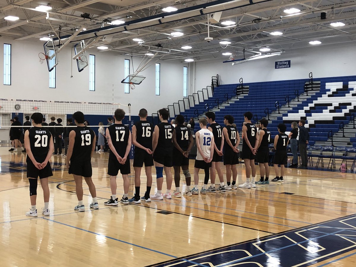 Boys Varsity Volleyball has had an exciting week, capturing the title at Grayslake North on Saturday and defeating Maine West on Wednesday. The team travels to Wheeling today. Shoutout to the JV team on their strong play as well. Stay hungry, stay humble. #WeAreHP