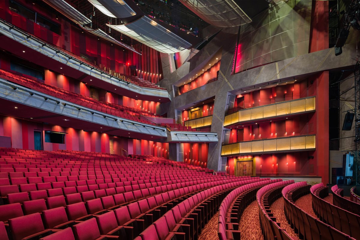 Live @NewstalkFM - We are a nation of theatre-goers and so for this week’s Industry Review I’m joined by @BGETheatre, @LimeTreeTheatre & @civictheatre to find out how the sector is faring! #BobbyMeansBiz