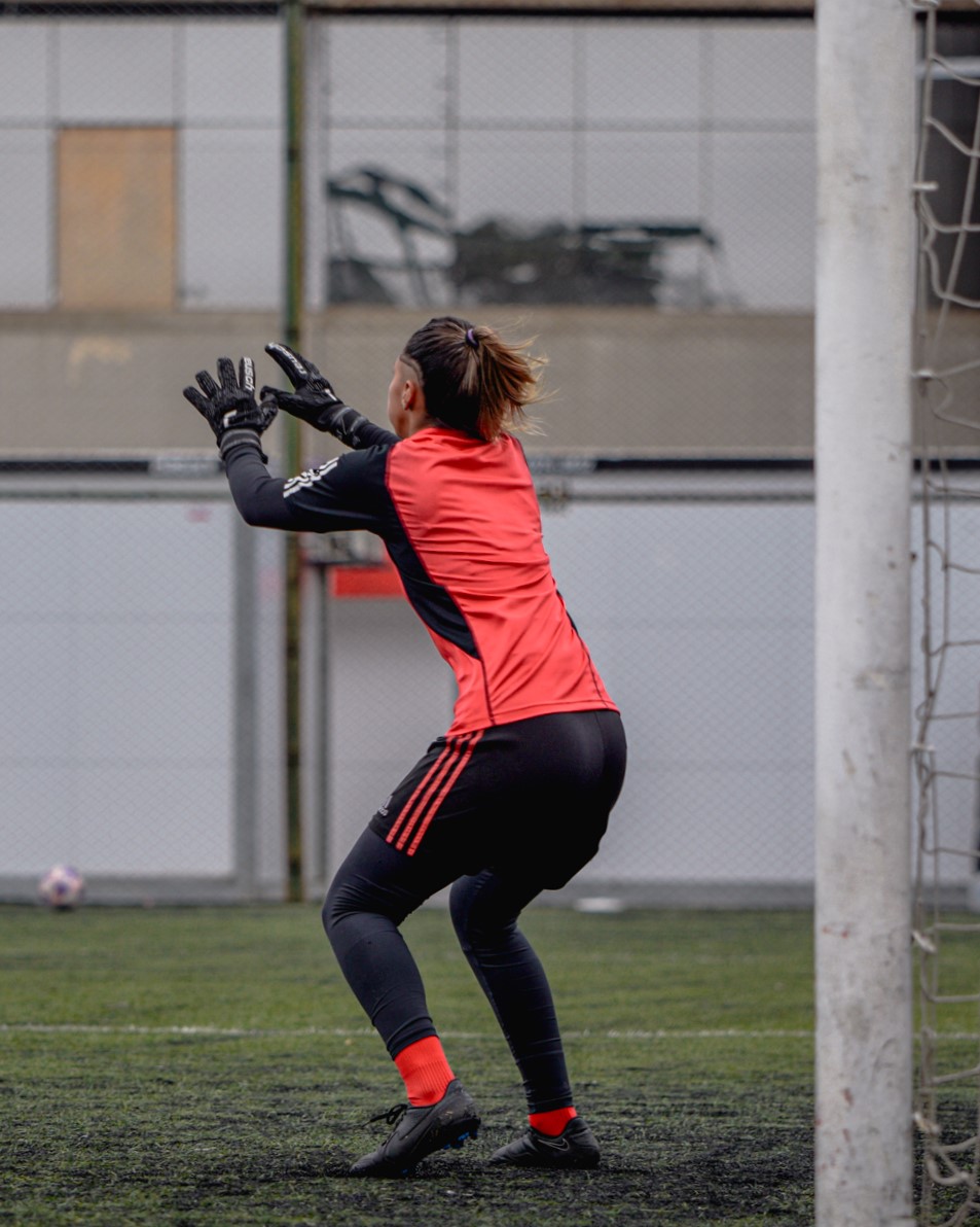 🧤⚽ 

#VamosRiver ⚪🔴⚪
#CunaDelFútbolFemenino