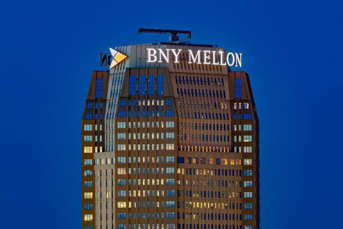 🚨 BREAKING 🚨 AMERICA'S OLDEST BANK BNY MELLON WITH $45 TRILLION AUM NOW OWN SHARES IN MULTIPLE BITCOIN ETFs. INSTITUTIONAL FOMO IS HERE 🔥