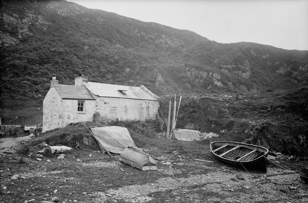 These images taken in 1883 by Erskine Beveridge provide a rare visual record of Lismore's An Sailean lime works. Head to the blog to see how Beveridge's shots compare to what we saw on a recent site visit: ow.ly/5Jjh50RjJ6q (📷 © HES, Erksine Beveridge Collection)