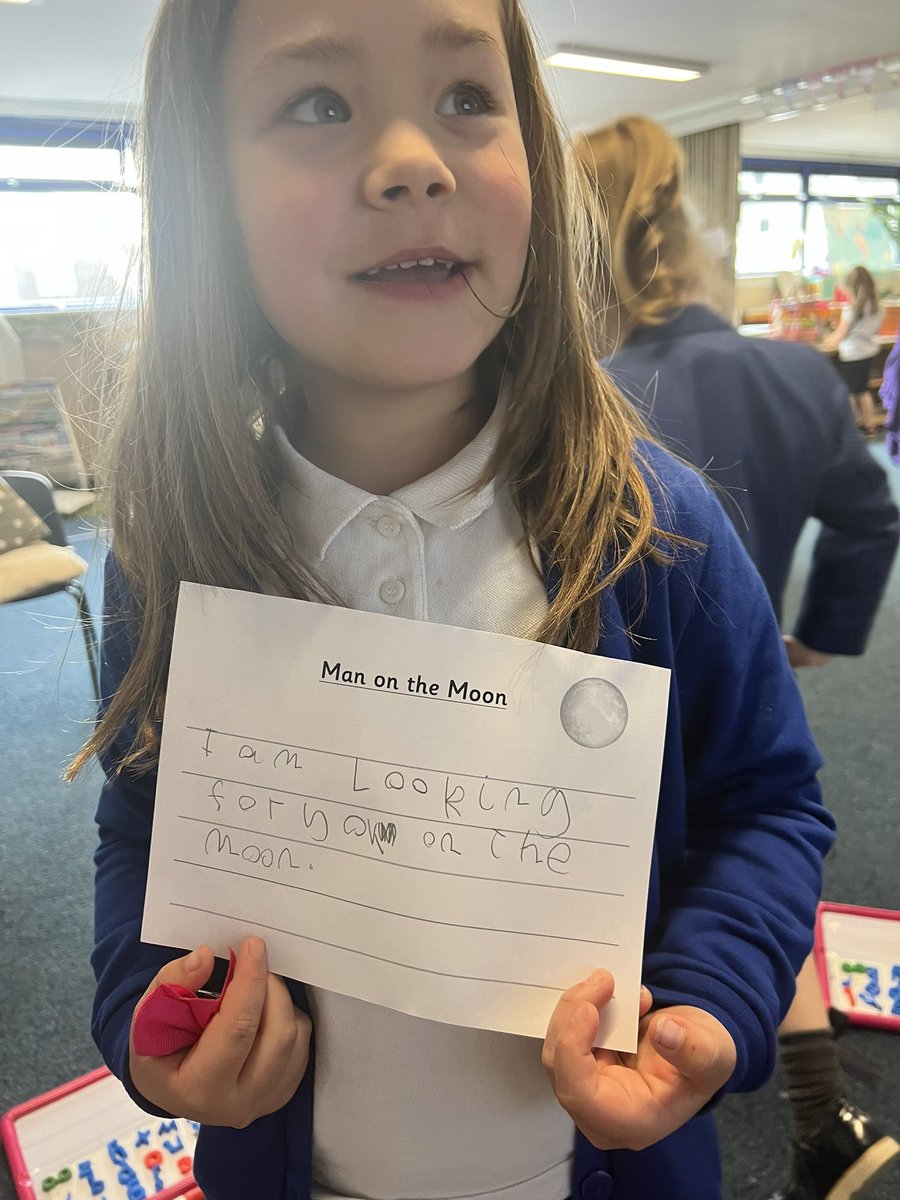 During P1 phonics today, we watched the story of ‘The Man on the Moon’. We talked about how lonely he must be feeling - and decided to write our own letters to him. 🌙💌