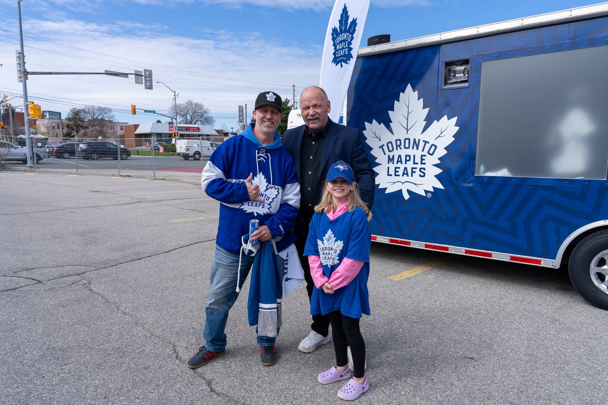 Bring the Passion, Oshawa! 🔵 Join us for a special pre-game rally at Oshawa GO Station this Saturday from 4pm-5pm. We’ll have giveaways, special guest appearances and of course, the GO LEAFS GO Train to get you down to the game 🚂