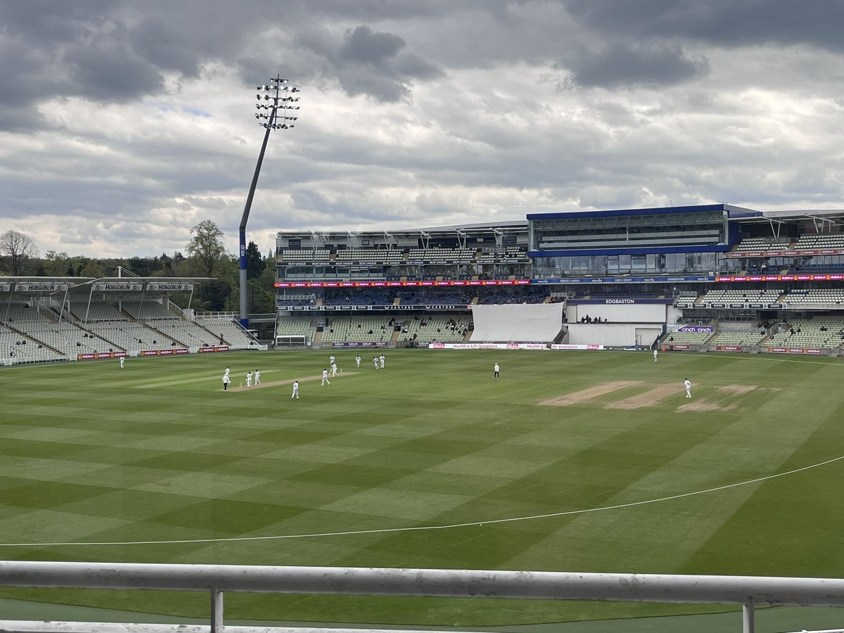 Some of our Y6 children have enjoyed a wonderful afternoon of cricket coaching by @ShrewsburySch at @Edgbaston. Lots of skills learned followed by some delicious food in hospitality while watching the pros! What a great day. @HallfieldSchool #HallfieldSport #Cricket