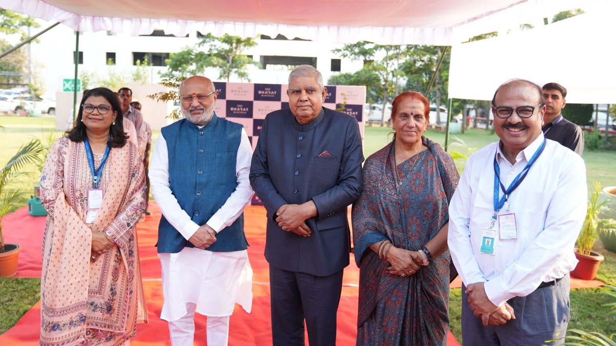 Hon'ble Vice-President, Shri Jagdeep Dhankhar addressed the scientific community at the Bharat Biotech facility at Genome Valley in Hyderabad today. @BharatBiotech