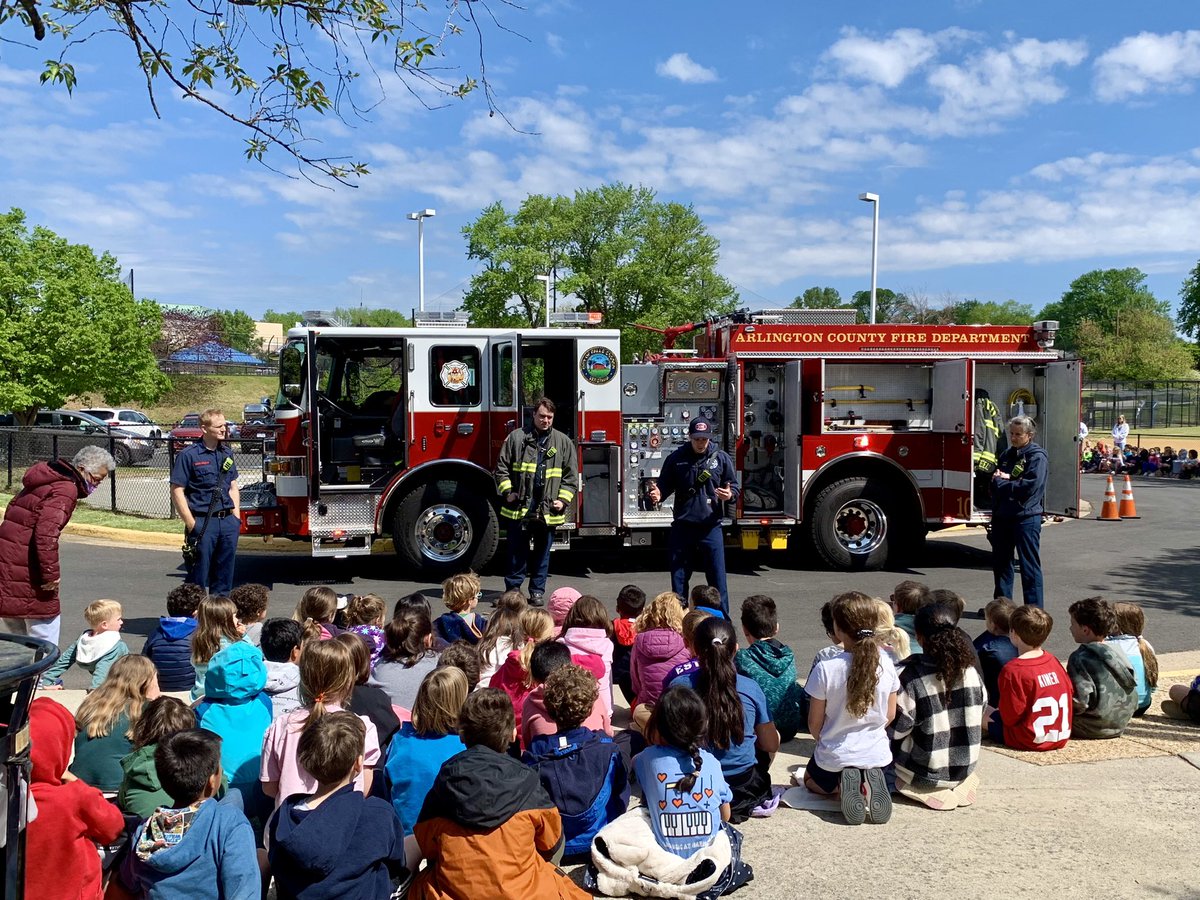 And let’s not forget the police and fire department who came for K-2’s career day! We’re always appreciative of @ArlingtonVaFD and @ArlingtonVaPD visiting us! #tuckahoerocks