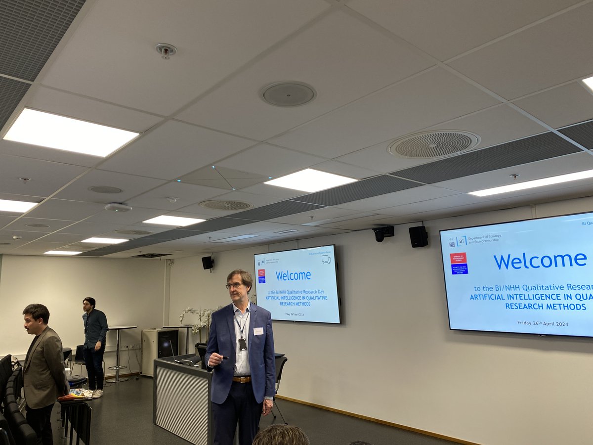 Super interesting "Artificial intelligence in qualitative research methods" at BI. Thank you to <a href="/NicoliniDavide/">davide nicolini</a>, <a href="/Ren8te/">Renate Kratochvil</a> and <a href="/VittorioRenza/">Víctor Renza</a> for organizing this event. Lots of inspirations and reflections.