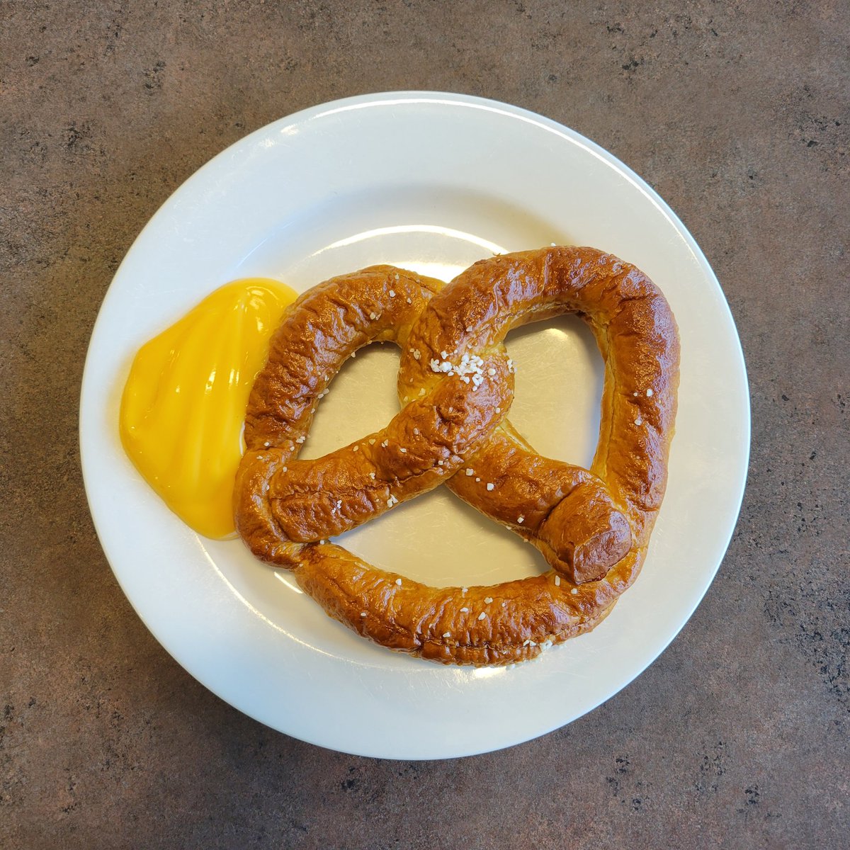 Today is pretzel day! We're serving pretzels today at the Showtyme station! 🥨