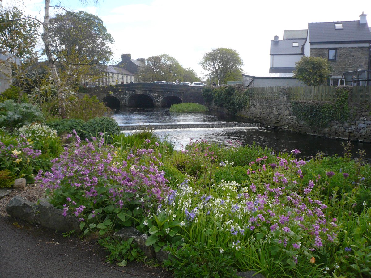 After I finished the Railway Walk, I returned to Westport Town and enjoyed another lovely stroll along the Carrowbeg River.