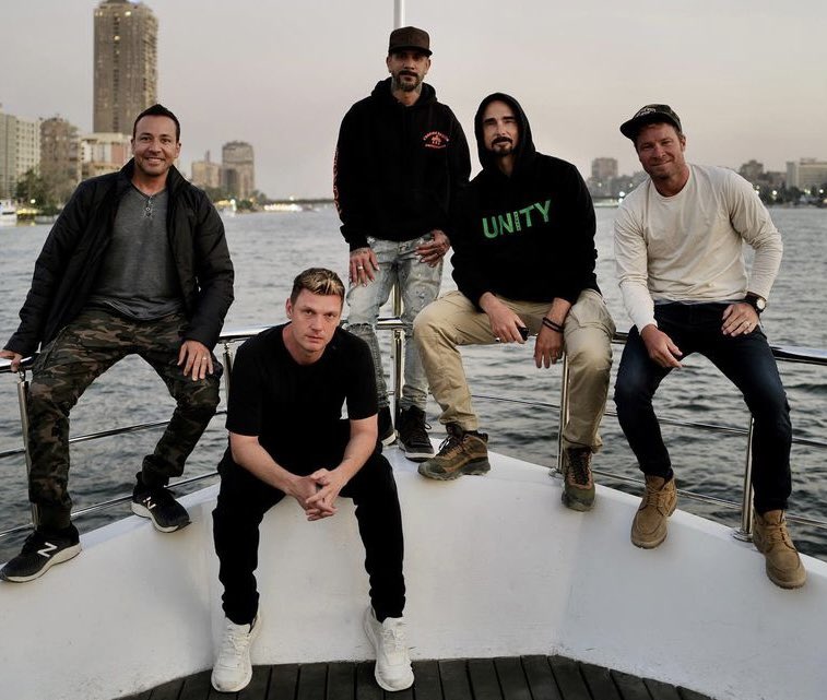 leannet2711's tweet image. There&apos;s ups and downs but we all come together when we are needed the most... love you guys....
#NCarmy #BsbArmy 🤍

#IStandWithNickCarter 🤍