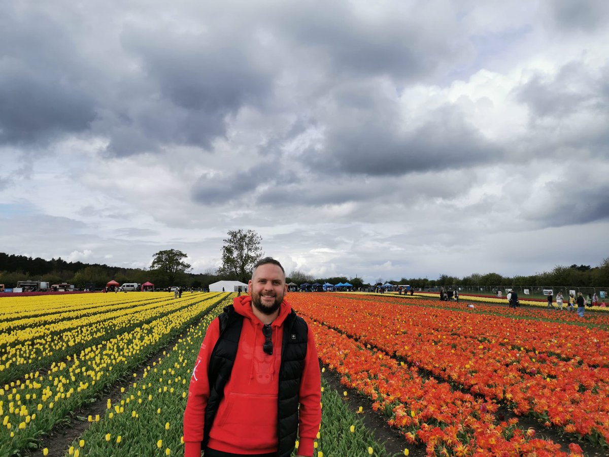 marcusbailey007's tweet photo. Tulips for Tapping #NorfolkHospice #Tulipsfortapping https://t.co/mTf3PC7OXw