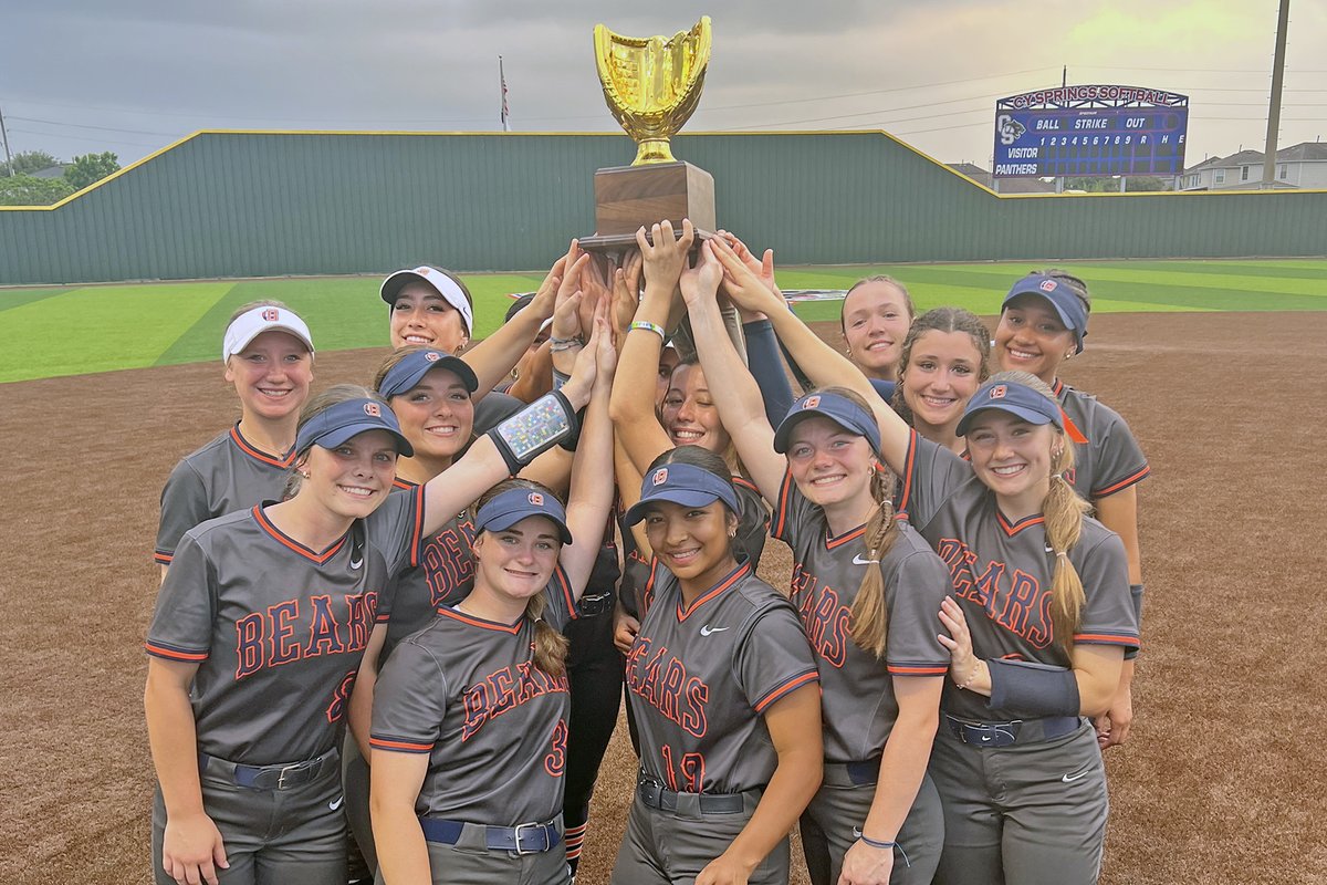 Congratulations to the six CFISD softball teams entering the UIL Class 6A playoffs this weekend! cfisd.net/site/default.a… #CFISDspirit 🎉🥎