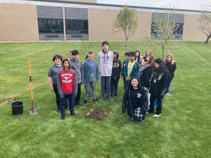 RyanWood_TMS's tweet photo. It's Arbor day, and we are sending a shout out Mr. Sather and his science classes for their annual planting our apple and peach trees in our CSMS courtyards! #thisiscommunity @csmstigers @Mundelein75 https://t.co/nZ2wC6oU4Q