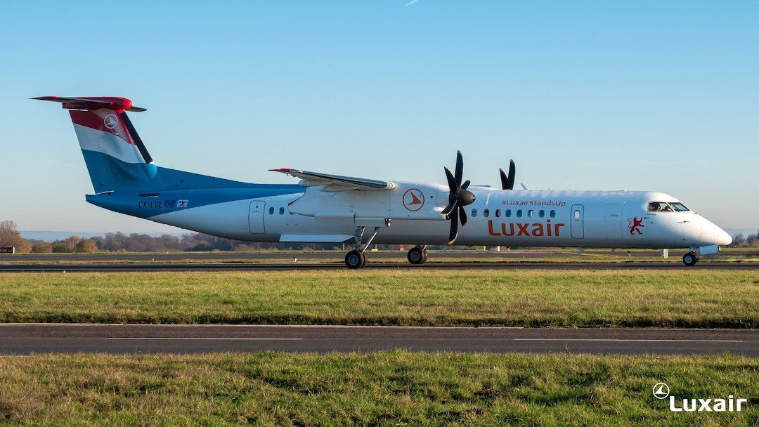 #DHC8-400 First Officers @LuxairAirlines Luxembourg #aviationlife buff.ly/3JBIBdf