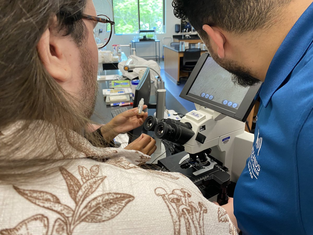 MidlandsTech's tweet image. Pretty cool Friday when South Carolina’s Reporter of the Year comes to @midlandstech to help tell our story about student research that is headed to the International Space Station. See more from 
@RachelR_Reports on @WLTX this evening. 

midlandstech.edu/news/student-r…