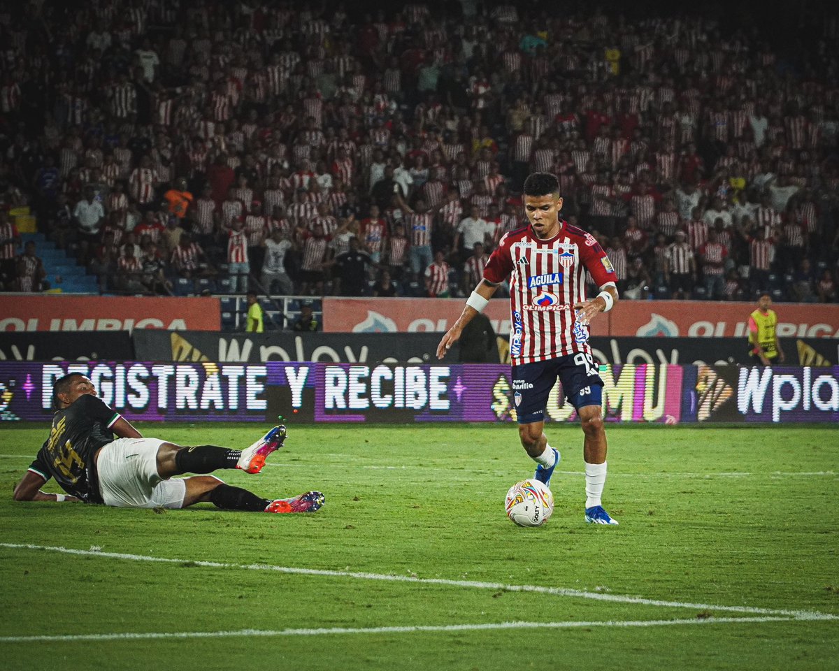 🚨 El partido por la clasificación entre Junior FC y Deportivo Cali en Palmaseca va por señal abierta de Win: 

Canales para ver el encuentro:
- Directv: HD 1636/ SD 636
- Claro: Red +| 107/1007
- Movistar: 303 - IPTV/ IMTV APP
- Tigo: HD 240/ SD 23
- ETB: 413