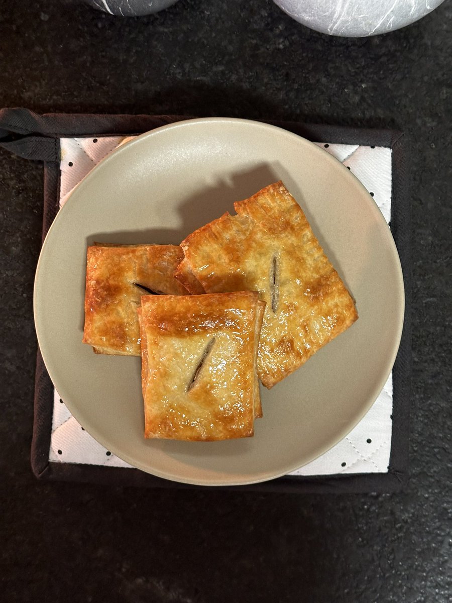 Pastelitos de guayaba (Guava Pastry) will be available in limited quantities on the food truck this summer!