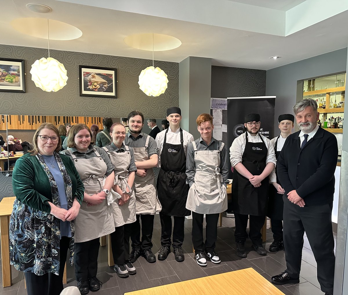 Our Hospitality and Professional Cookery students were delighted to welcome Clare Adamson MSP and our Principal, Professor Christopher Moore to ML One as part of our lunch service. 🥘🍴 Thank you for taking the time to visit us! 😀