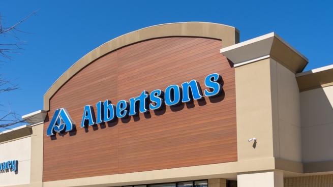 There needs to be more partnerships between #grocers and #healthplans like this! Thank you nationsbenefits and albertsons for promoting #wellness among #seniors. bit.ly/3xTGxL7