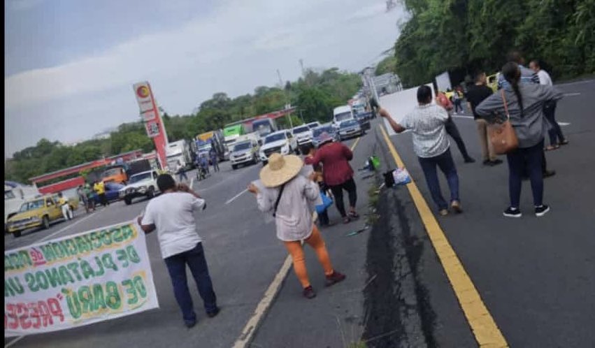 Hay que prestarle atención a esta situación 
frontera paso canoas es un importante punto logístico mercancía furgonizada en la región.