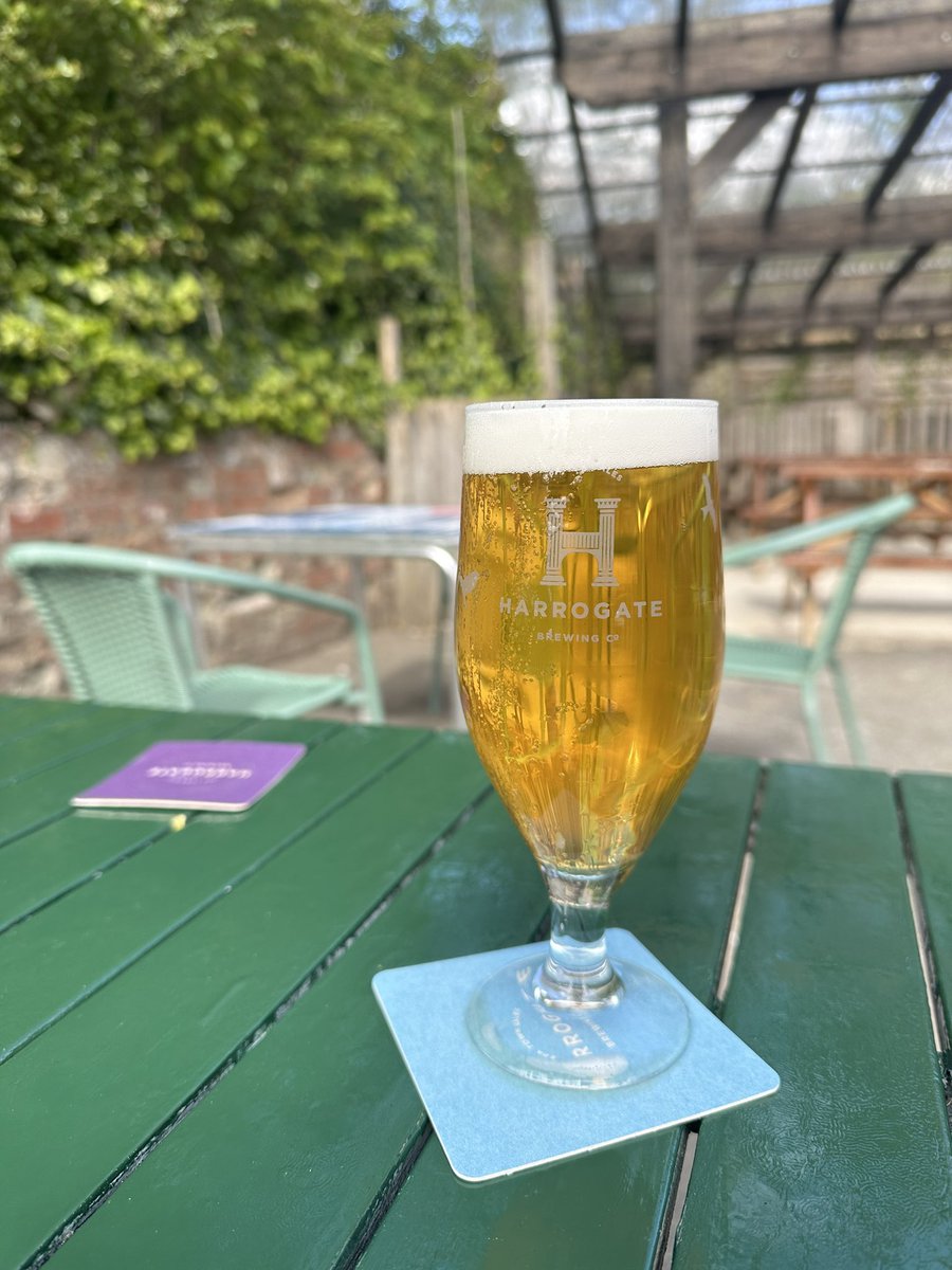 SUN’S OUT ! ☀️ We’re open from 4pm today for you to enjoy it whilst it lasts 😅🍺⁣
⁣
#harrogatebrewingcompany #harrogatebrewery #harrogate #knaresborough #microbrewery #yorkshirebeer