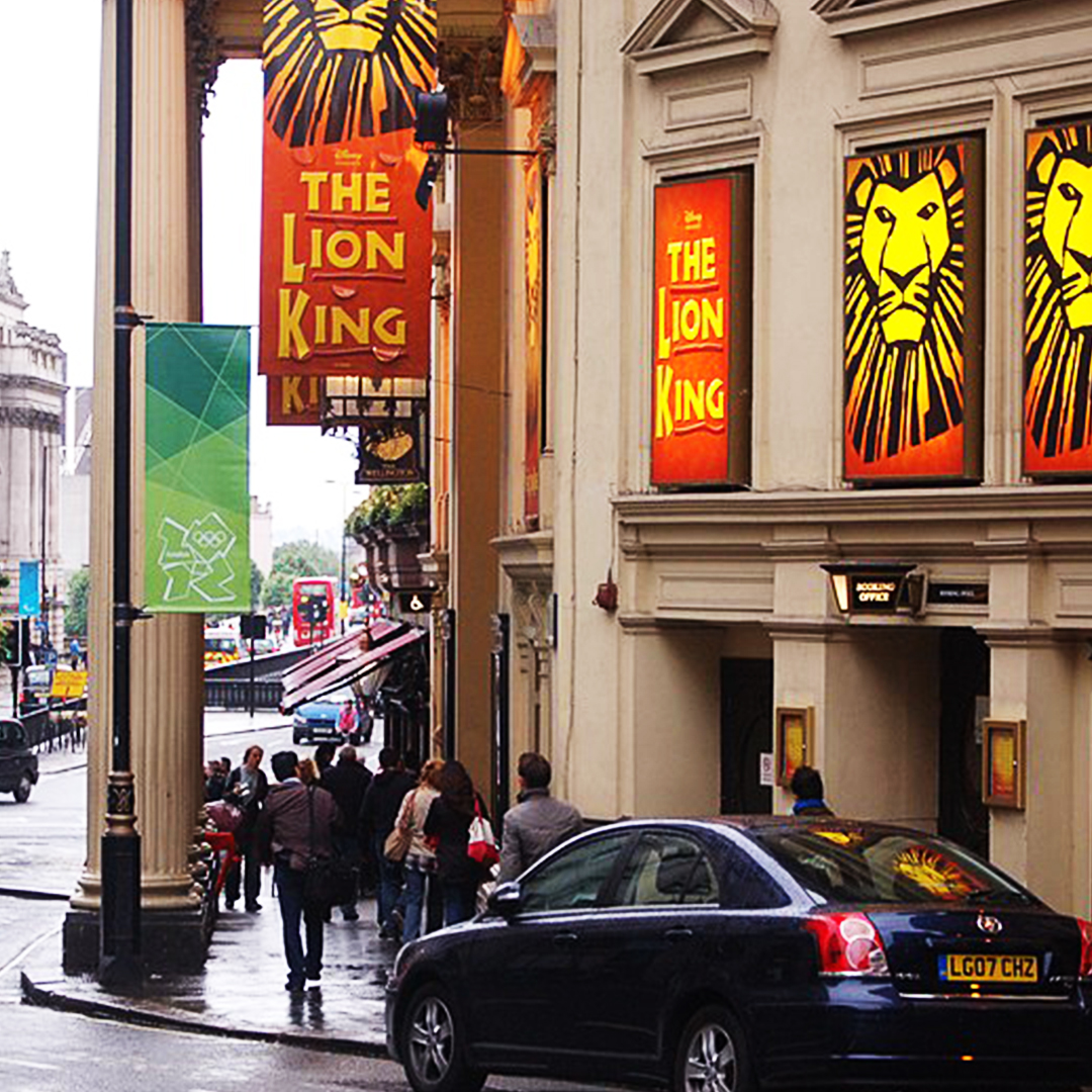 We got Lee (aged 11) tickets to @TheLionKing to say well done for overcoming his fears. Until recently, Lee was consumed with worries about something terrible happening to his family. He's been working with our mental health service for young people to overcome these fears.