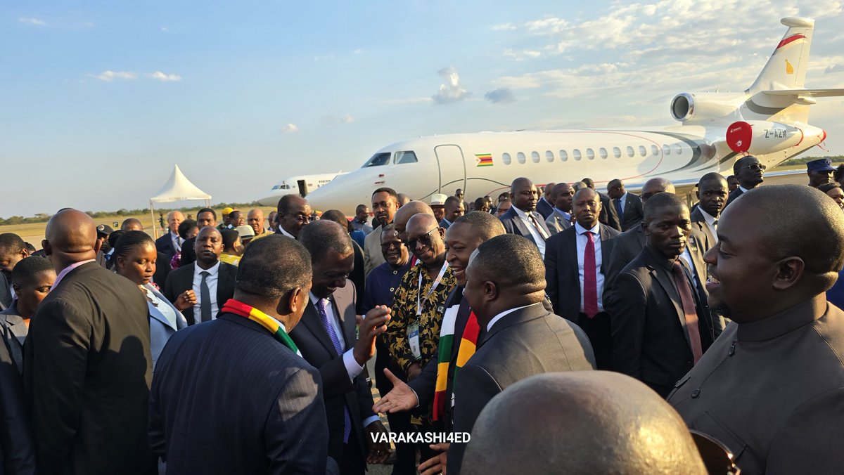 Sir Collins Mnangagwa,Sir Saun, and Sir Wickell welcoming the Kenyan President W. Ruto. @wicknellchivayo