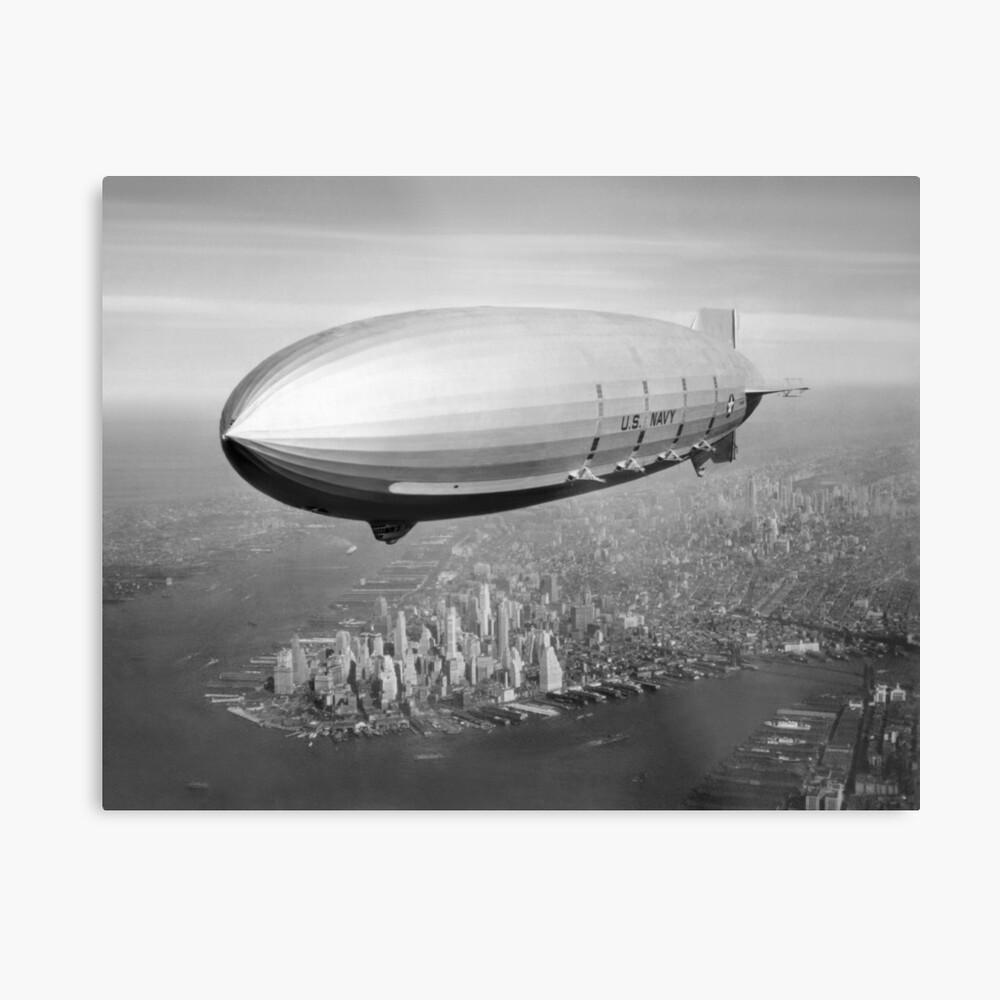 If you are looking for great Wall Art we have your back! Check out this fantastic vintage photo! Airship Flying Over New York City Metal Print bit.ly/3FDEE6P #Airship #VintageNewYork #NYC #Blimp #OldSchool #VintagePhotos #WallArt #VintageDecor #HomeDecor