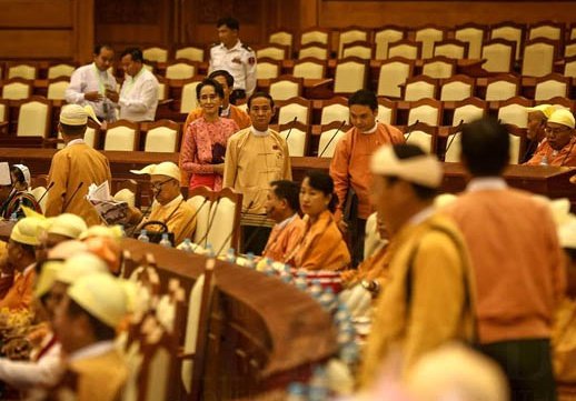 74 #Myanmar elected parliamentarians remain detained. We urge all fellow parliamentarians to help for the immediate release of those detainees by military junta and for the efforts to build a federal #democracy to Myanmar. aseanmp.org/2024/04/25/new…