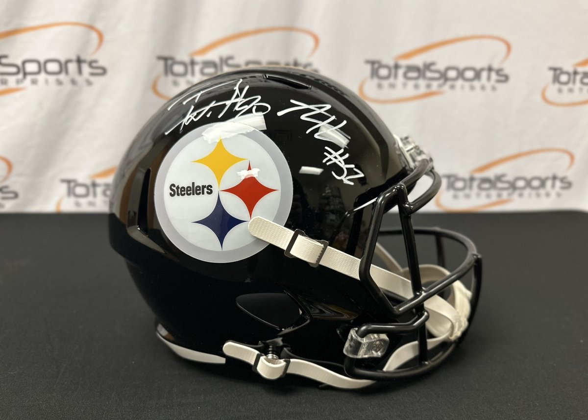 Imagine getting this TJ Watt x Alex Highsmith dual signed helmet for $99 🤯 ⬇️⬇️⬇️ tseshop.com/products/99-my…