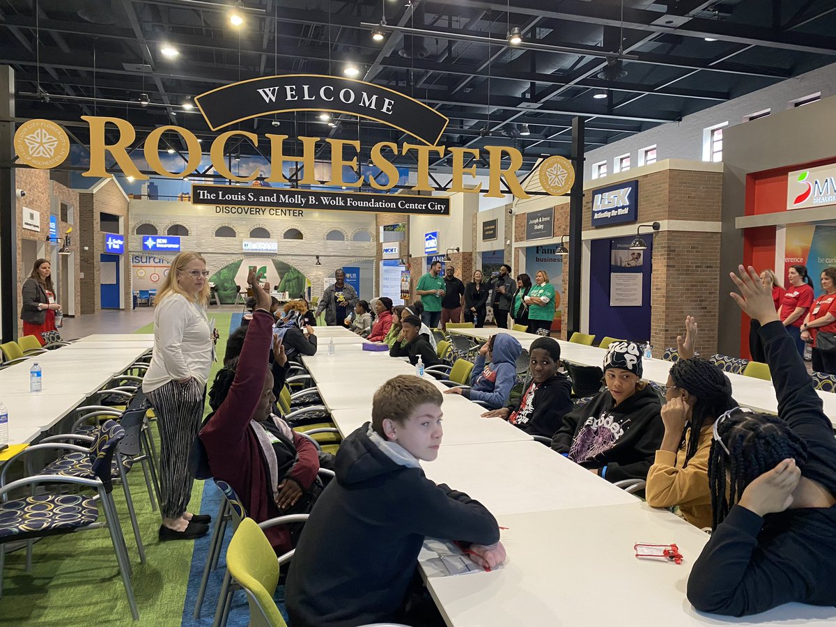 Dr. Alice Holloway Young School of Excellence tweet media