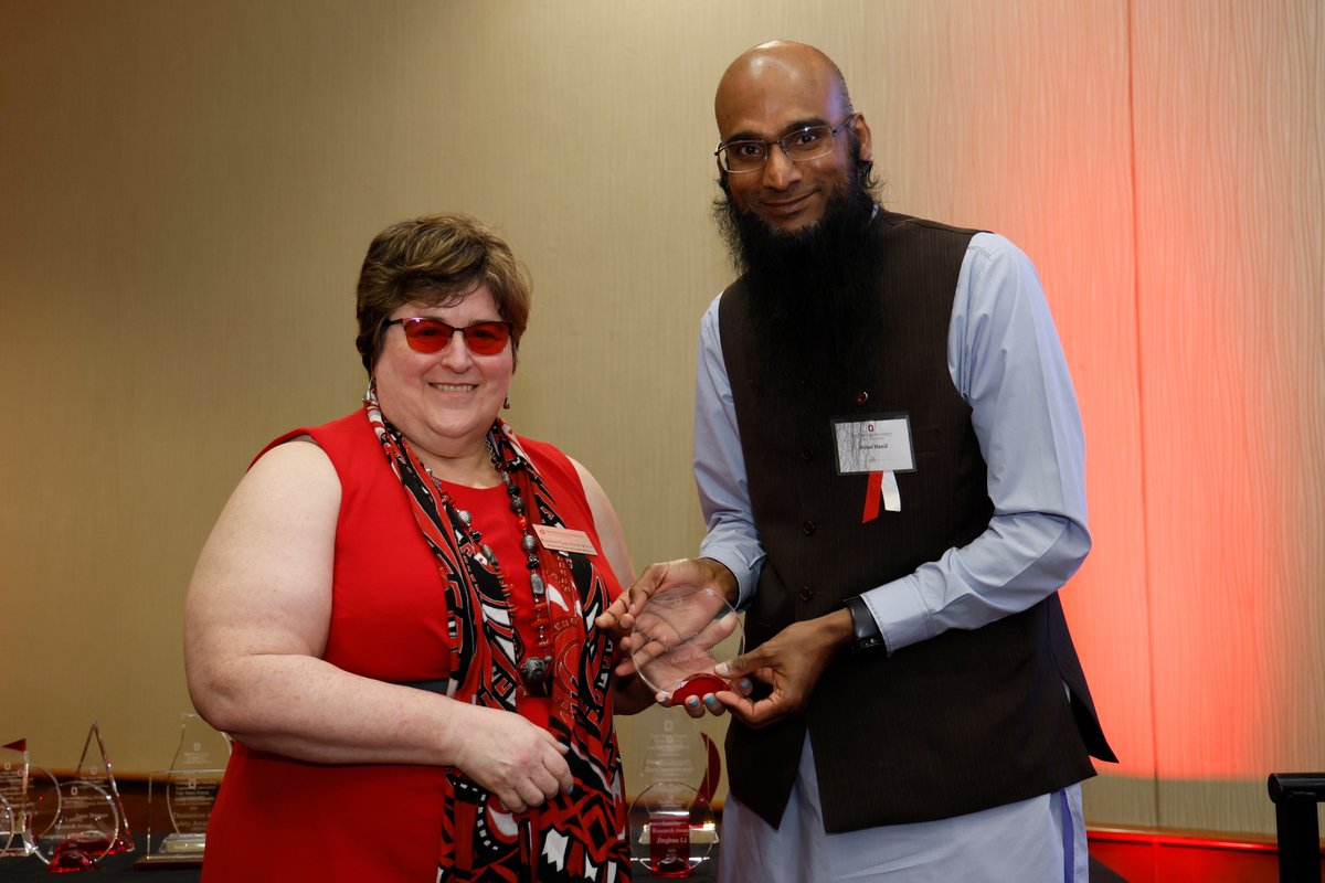 A round of applause for CAR Research Scientist, Athar Hanif who was awarded the @OSUengineering Lumley Research Award for his work focusing on powertrain control, power electronics converters, and their control and electric drive systems. 👏👏👏 car.osu.edu/news/2024/04/h…