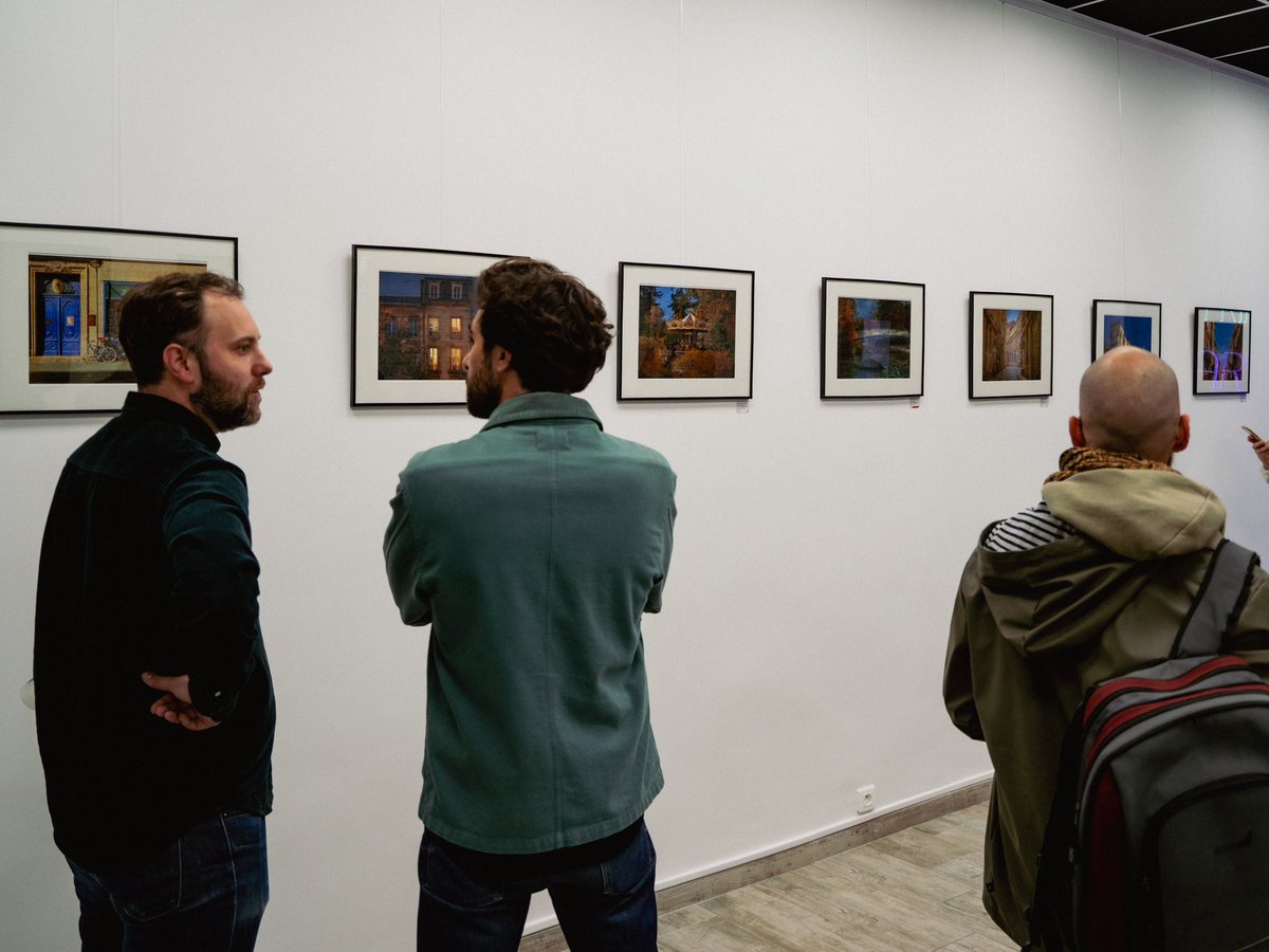 Samantha Cavet tweet media