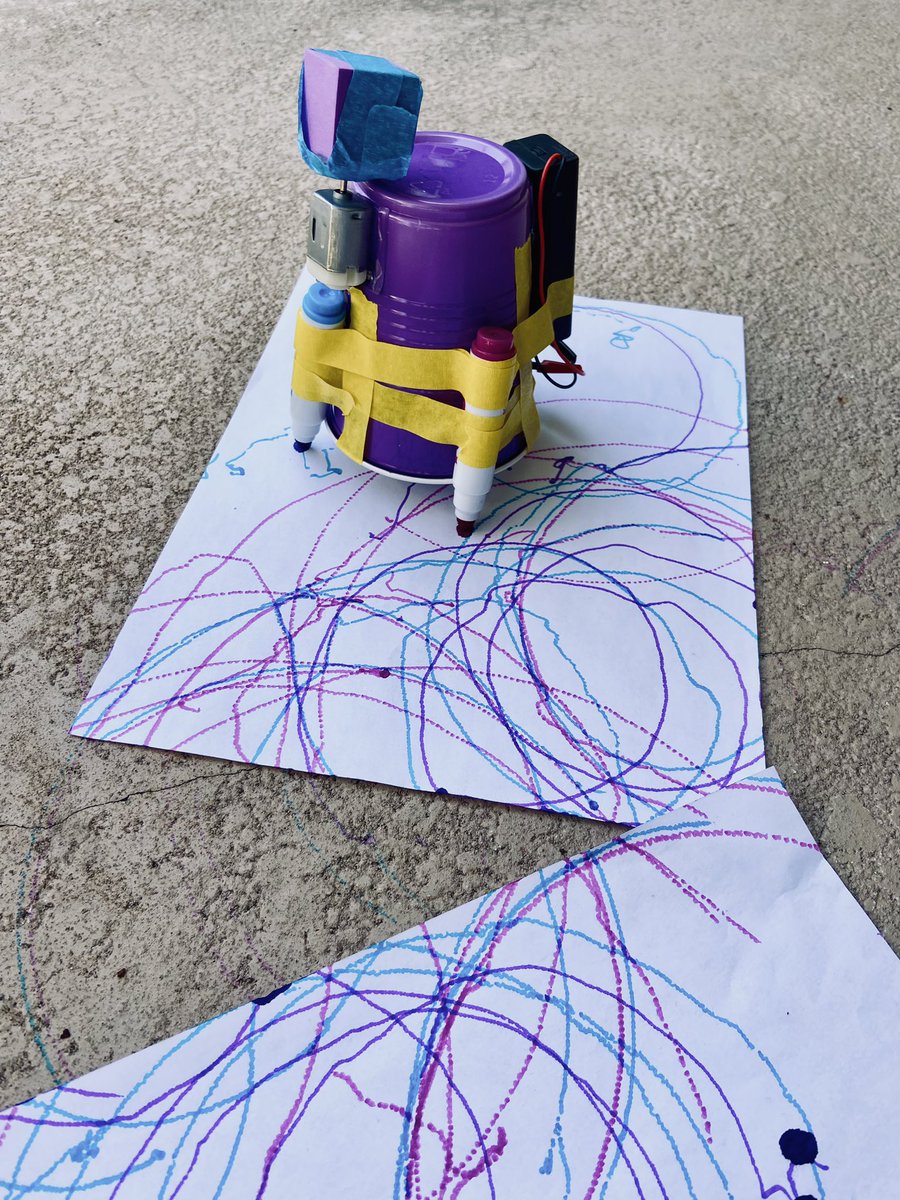 timstutts's tweet image. bring your child to work day was a blast. activities included touring a 3D print lab, operating a surgical robot & building a drawing robot. my daughter said it was her best day ever. thx stryker 👧🙏🦾