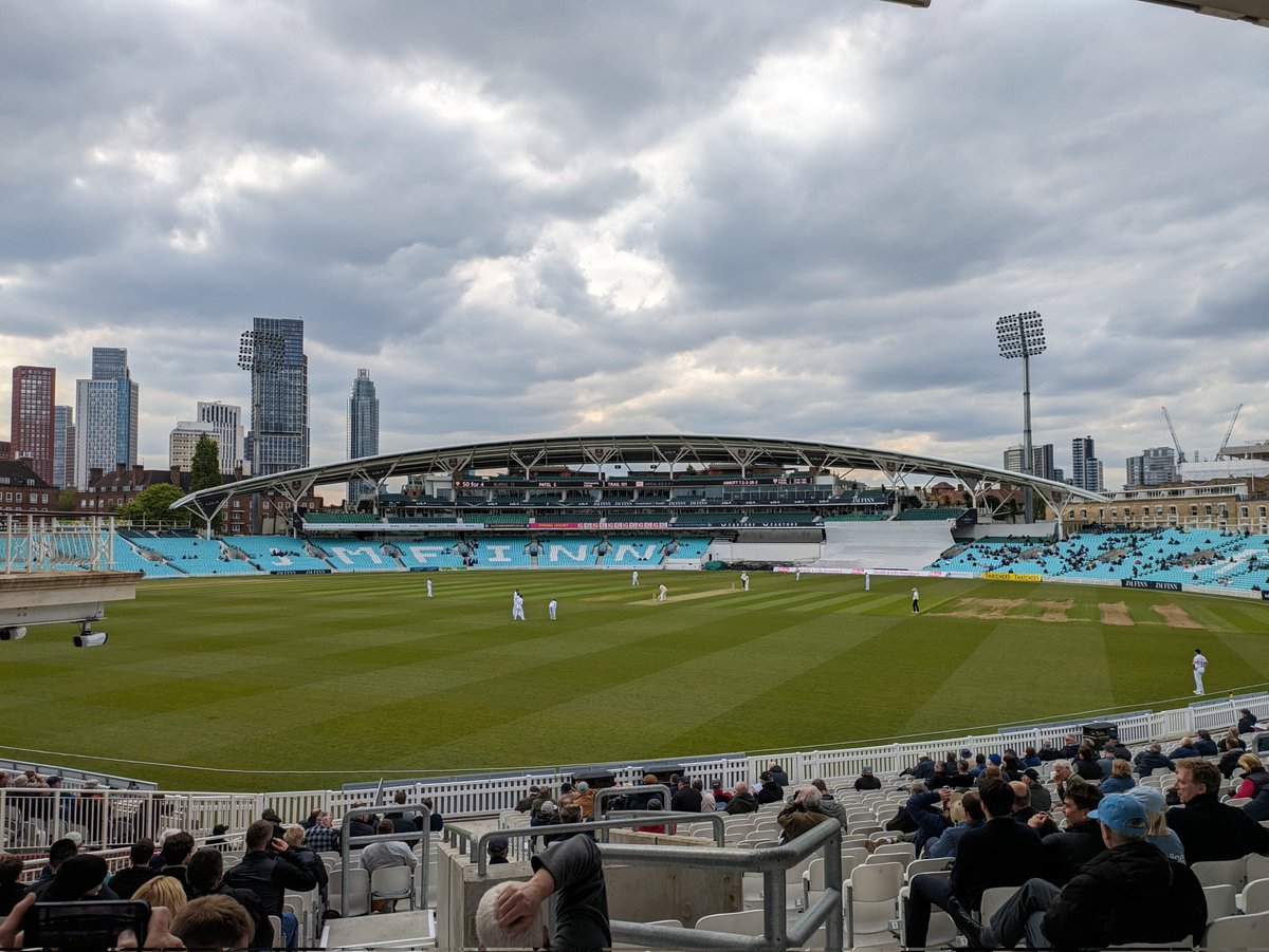 Surrey v Hampshire day 1 @surreycricket