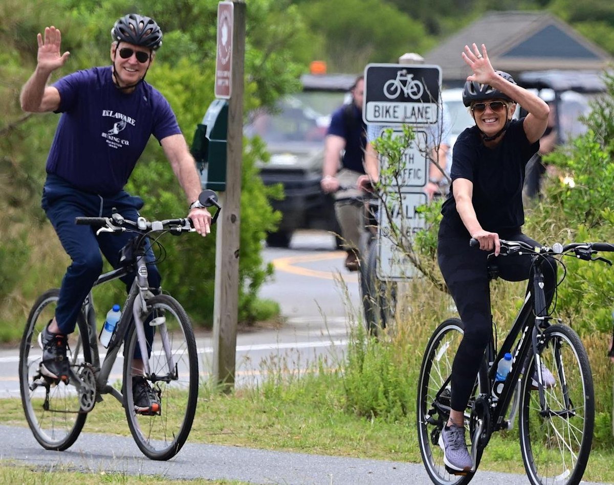 FLASHBACK: June 3, 2021 -- President Biden goes for a nice bike ride with @FLOTUS on her birthday. TODAY: trump shouts Happy birthday to Melania while he's in court after cheating on her with a porn star while she was pregnant with their son and then paying $130,000 to cover it…