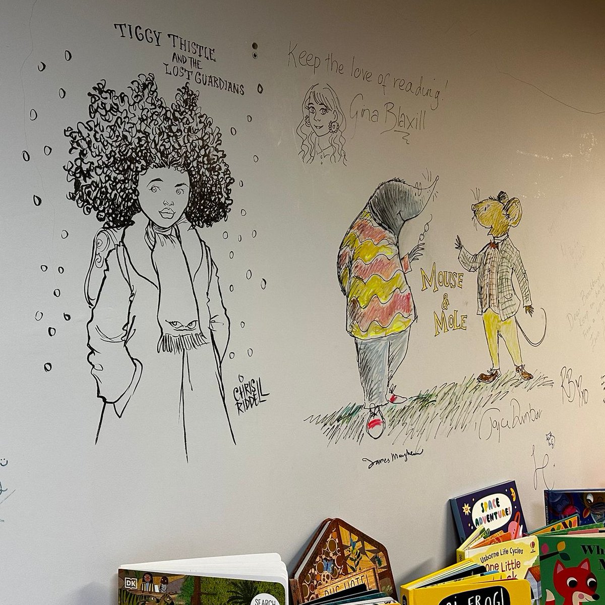 Hive.co.uk (@hivestores) on Twitter photo Located in the heart of #Norwich, this beautiful bookshop, <a href="/Bookbugsdragon1/">Bookbugsdragontales📚</a> is home to a wide selection of hand-picked titles guaranteed for you to enjoy.
We love their wall of literature fame, featuring fantastic authors & illustrators from across the UK & even further afield!📚 Located in the heart of #Norwich, this beautiful bookshop, <a href="/Bookbugsdragon1/">Bookbugsdragontales📚</a> is home to a wide selection of hand-picked titles guaranteed for you to enjoy.
We love their wall of literature fame, featuring fantastic authors & illustrators from across the UK & even further afield!📚