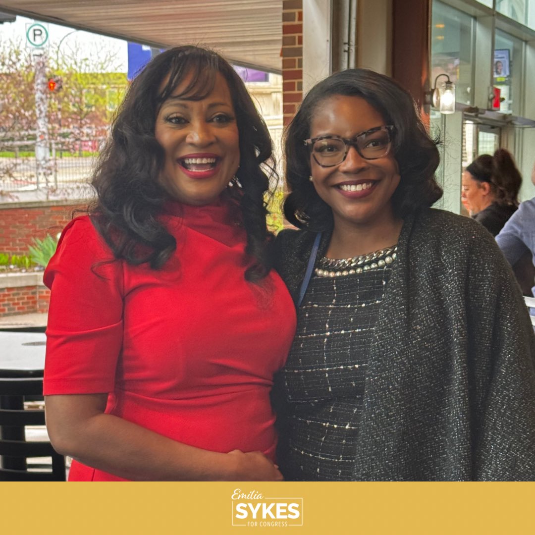 EmiliaSykesOH's tweet photo. .@ClerkGalonski hit the ground running when she took office this year as our Summit County Clerk of Courts. I was thrilled to join her in Akron to support her and her campaign kickoff! Canโt wait to continue working with her on behalf of our constituents. https://t.co/vcnxaI8iEx