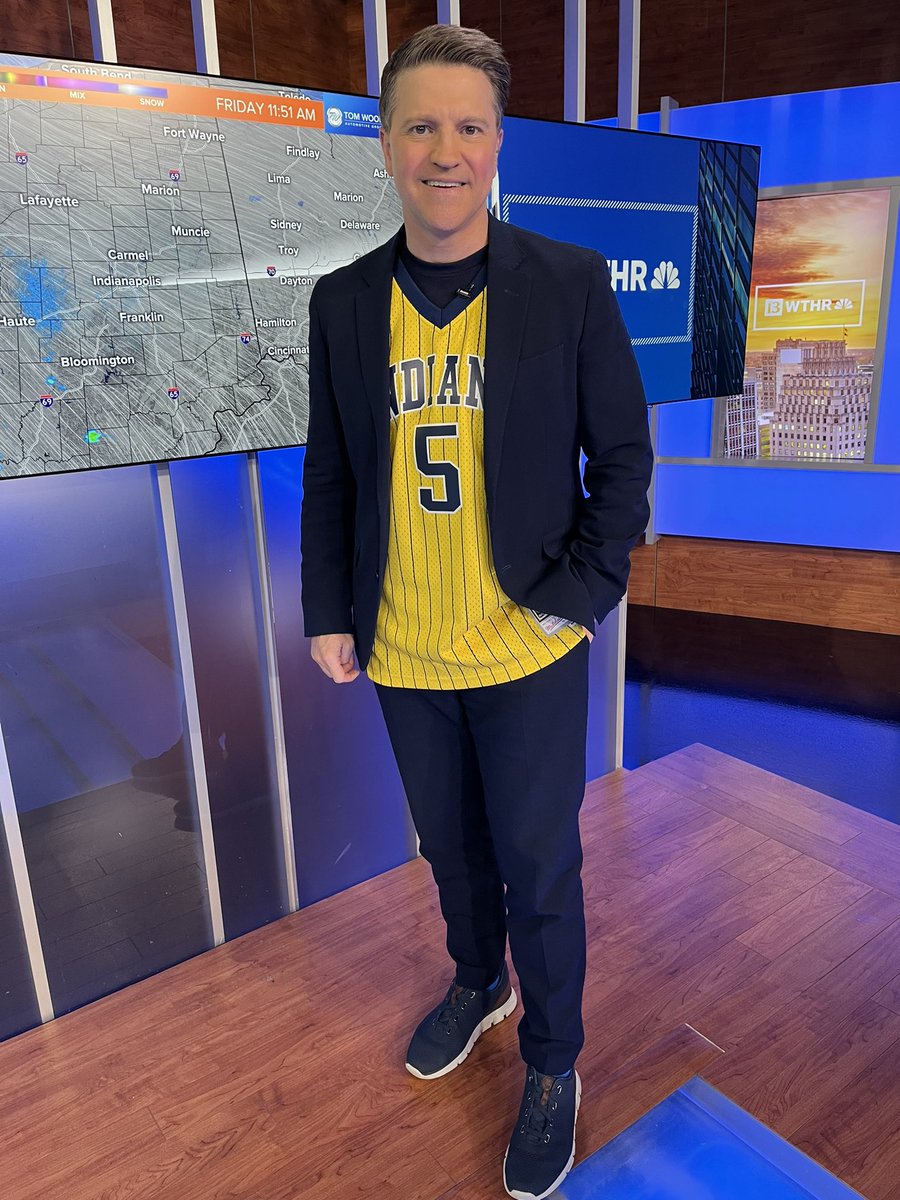 Donning the @JalenRose @Pacers throwback for the @WTHRcom Noon show today. Let’s go! #BOOMBABY