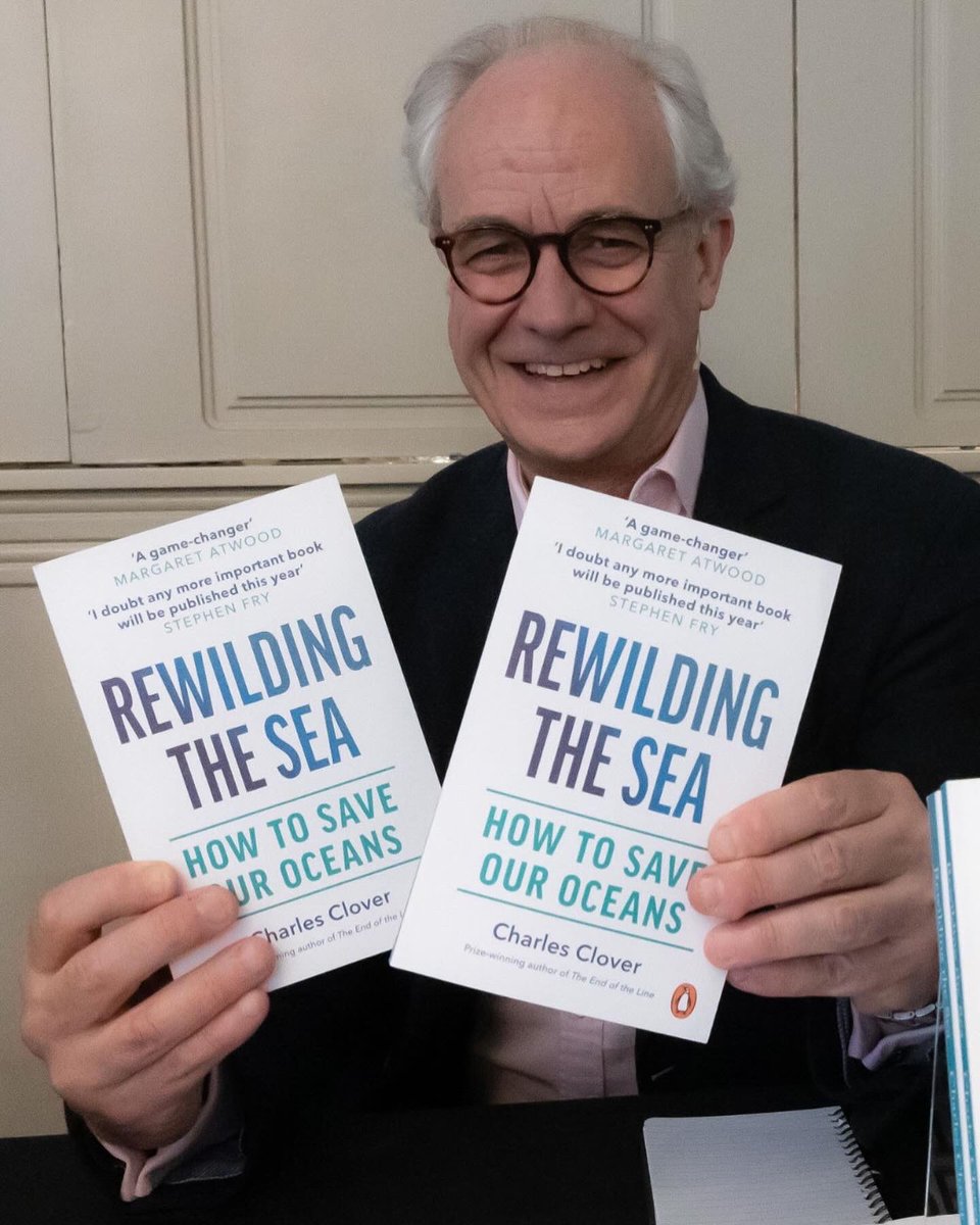 A very lively discussion as part of the Q&amp;A here to end with <a href="/CRHClover/">Charles Clover</a> who is being quizzed on trawling, international waters, national marine conservation efforts and declarations as well as climate change. #GsyLitFest 

Thanks to <a href="/Mourant/">Mourant</a> for sponsoring an important topic 💙